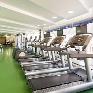 **** فندق هوليدي ان البرشاء الإمارات العربية المتحدة
